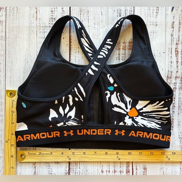 Women’s Under Armour Compression Floral Sports Bra - Picture 2 of 6